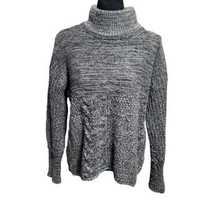 Simply Vera Sweater Gray sz M
